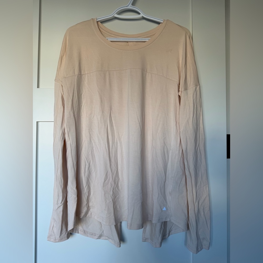 Long Sleeve Athletic Top with Back Detail